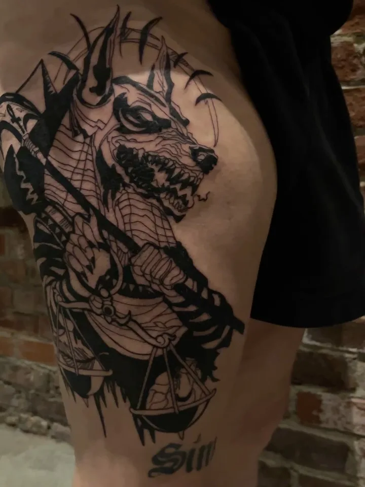 Anubis, Cuisse